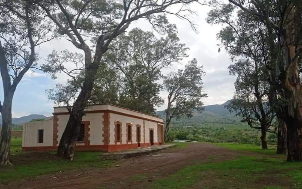 ciclistas-le-dan-vida-a-la-ruta-del-ferrocarril