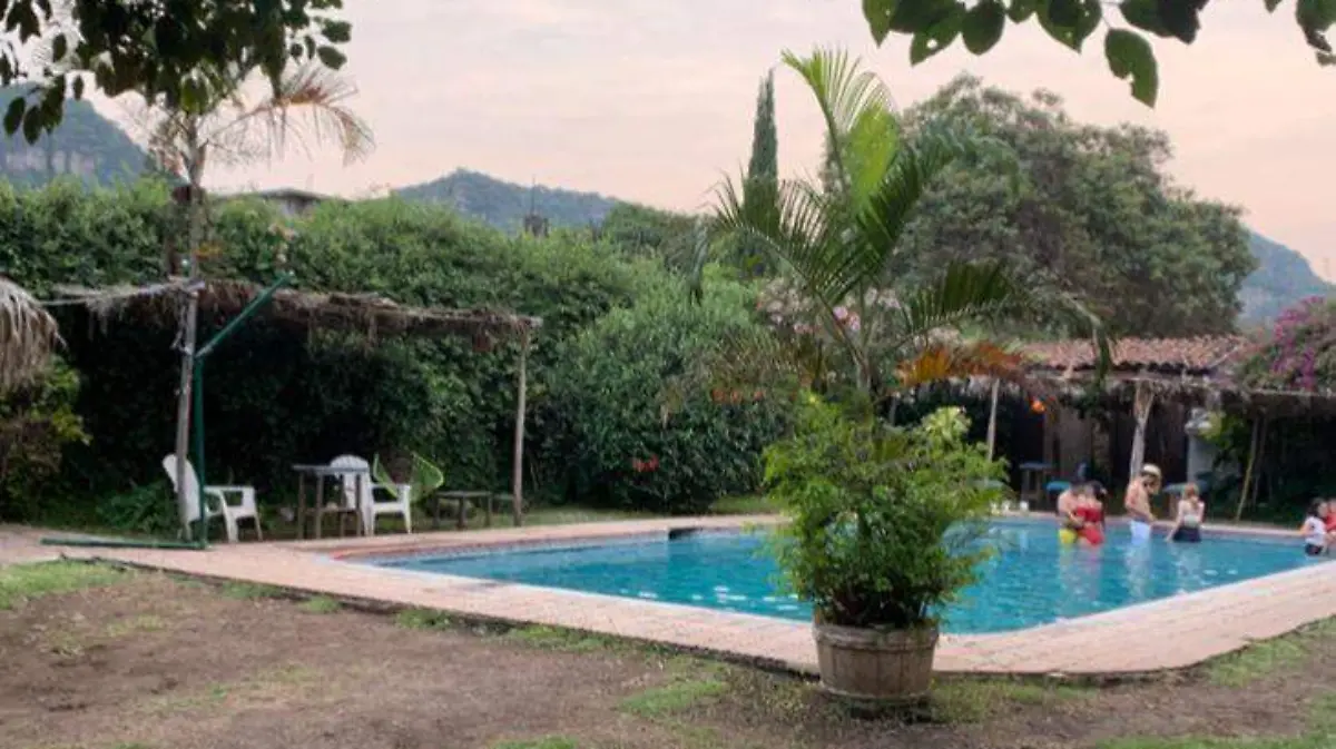 hoteleros-tlayacapan-ofelia