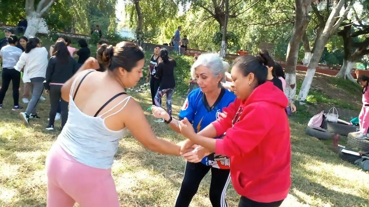 clase-gratuita-de-defensa-personal