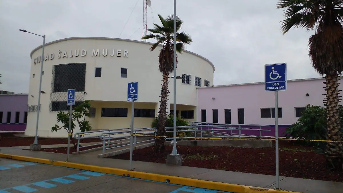camino-ciudad-salud-mujer-