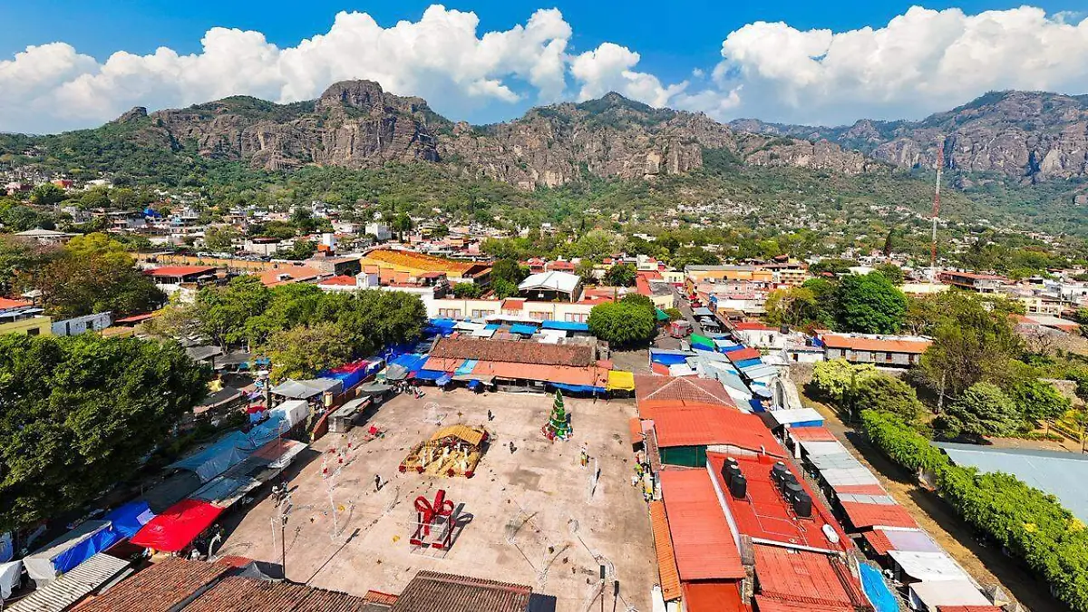 602370114_1327293582776368_2693242363458014225_n