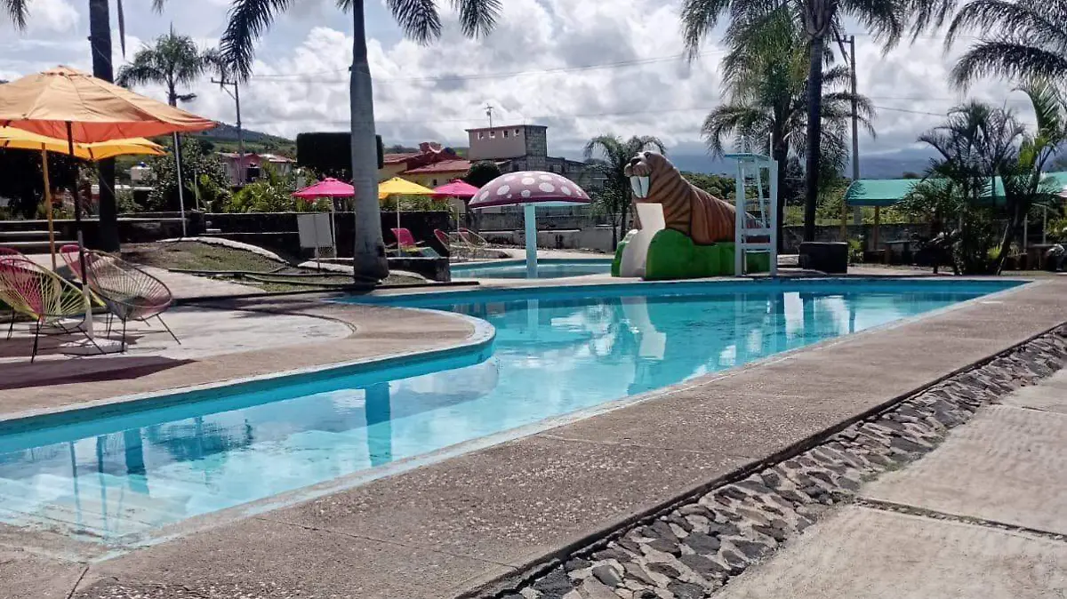 Balneario-Condado-de-Totolapan