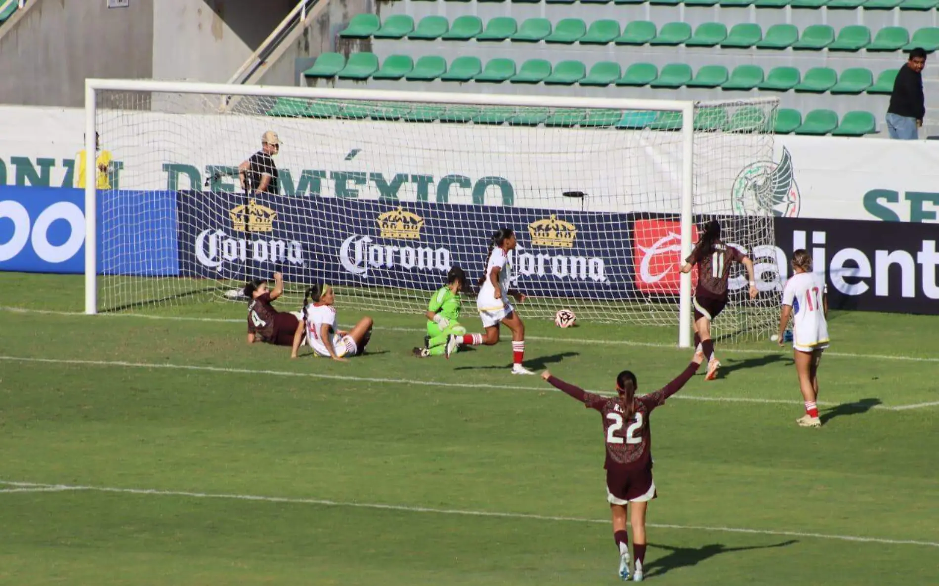 seleccion-femenil-mexico-contra-venezuela-7