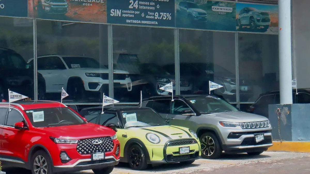 agencia-automotriz-morelos-luis-flores