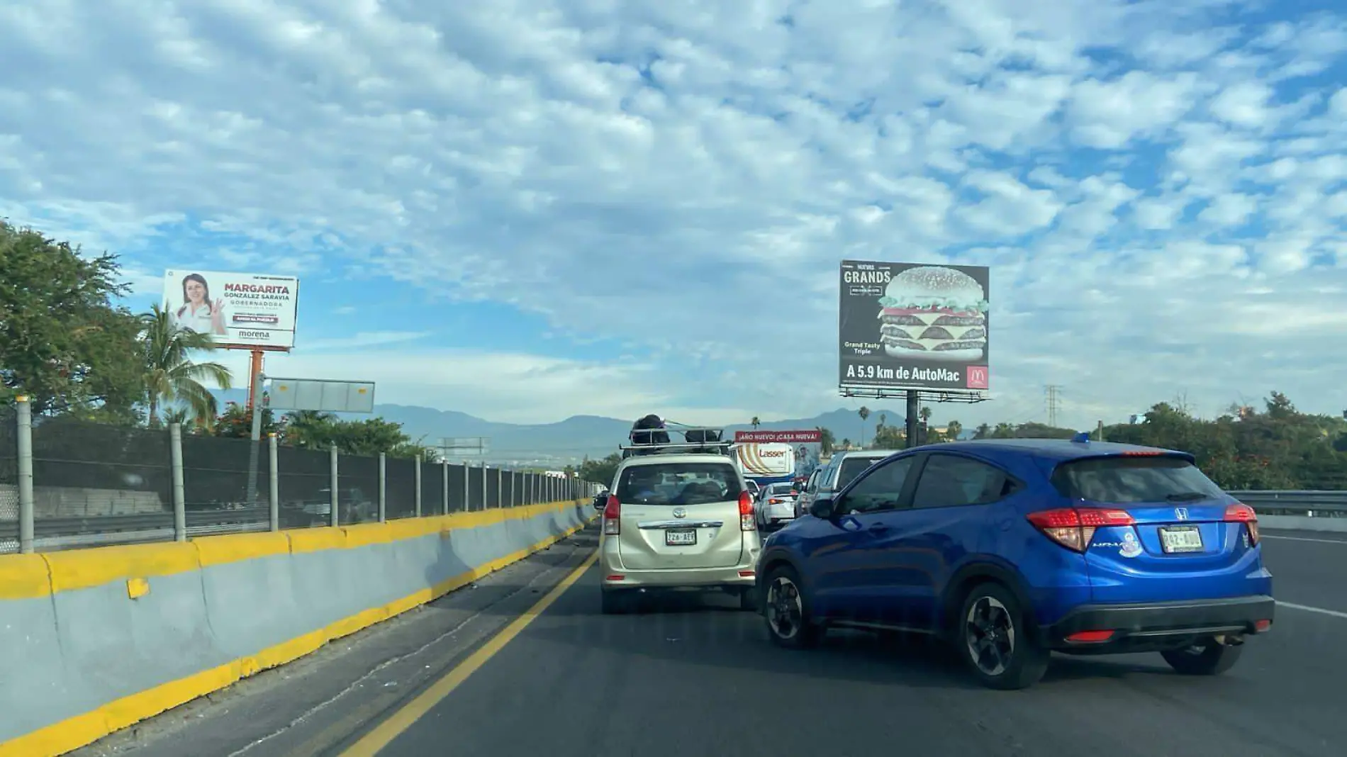 trafico-lento-el-polvorin-cuernavaca-cortesia