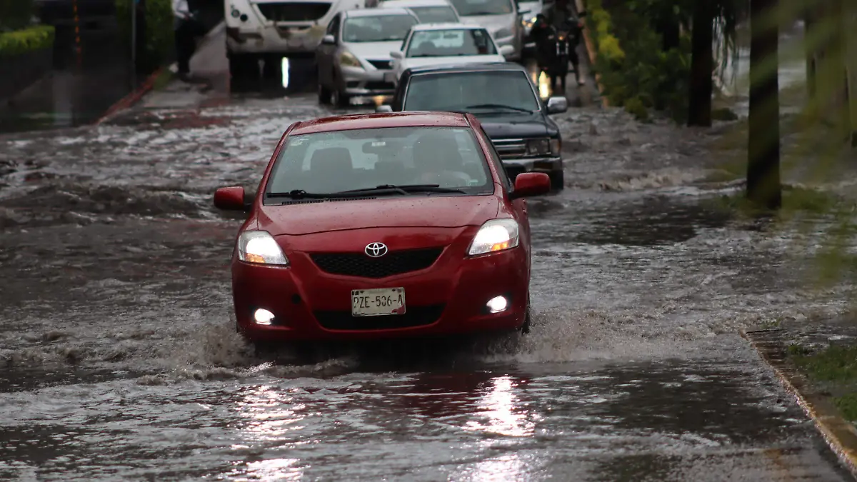 calles-inundadas-por-lluvias-archivo