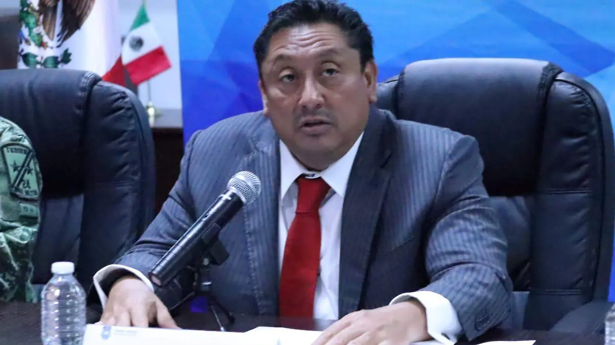 fiscal-uriel-carmona-conferencia