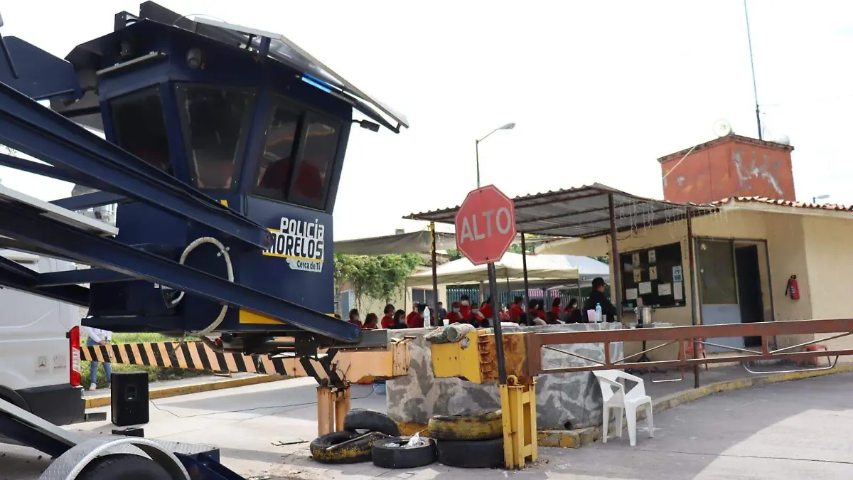 Aspectos del domingo de visitas en el penal-Luis-Flores