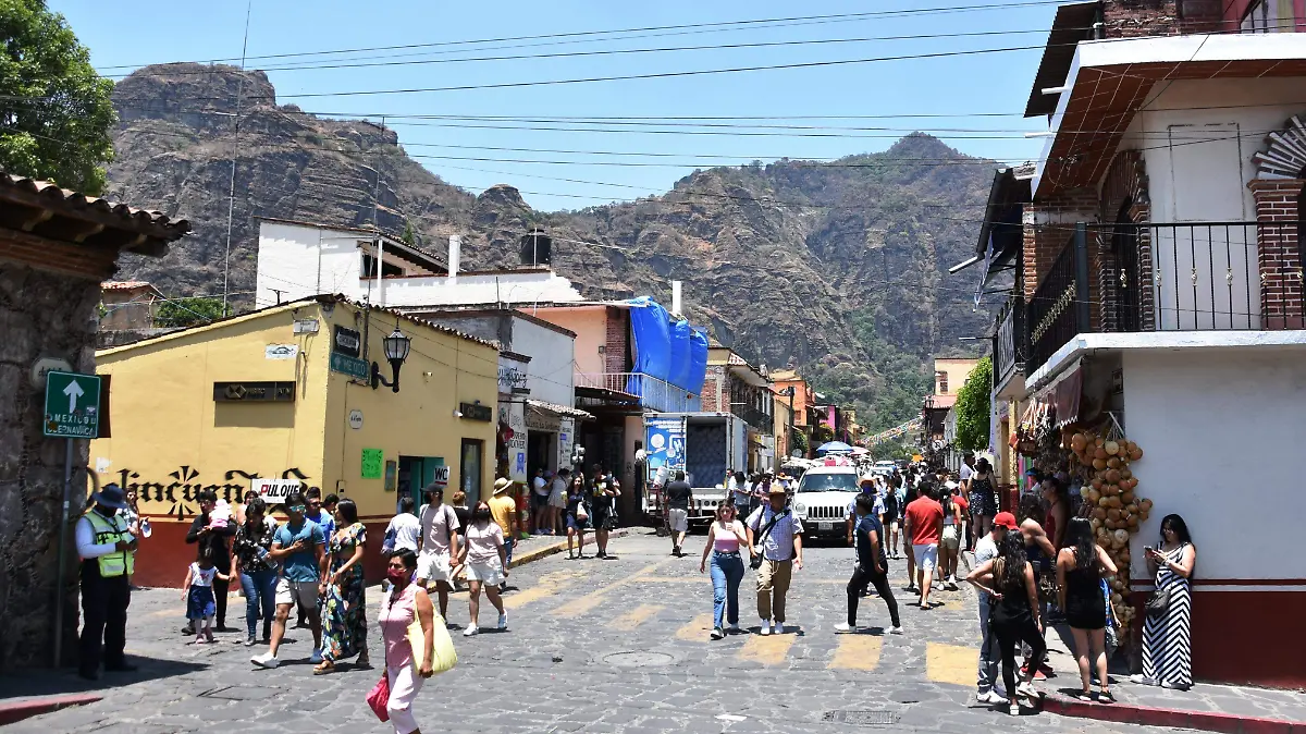 turismo-en-tepoztlán-Morelos-archivo