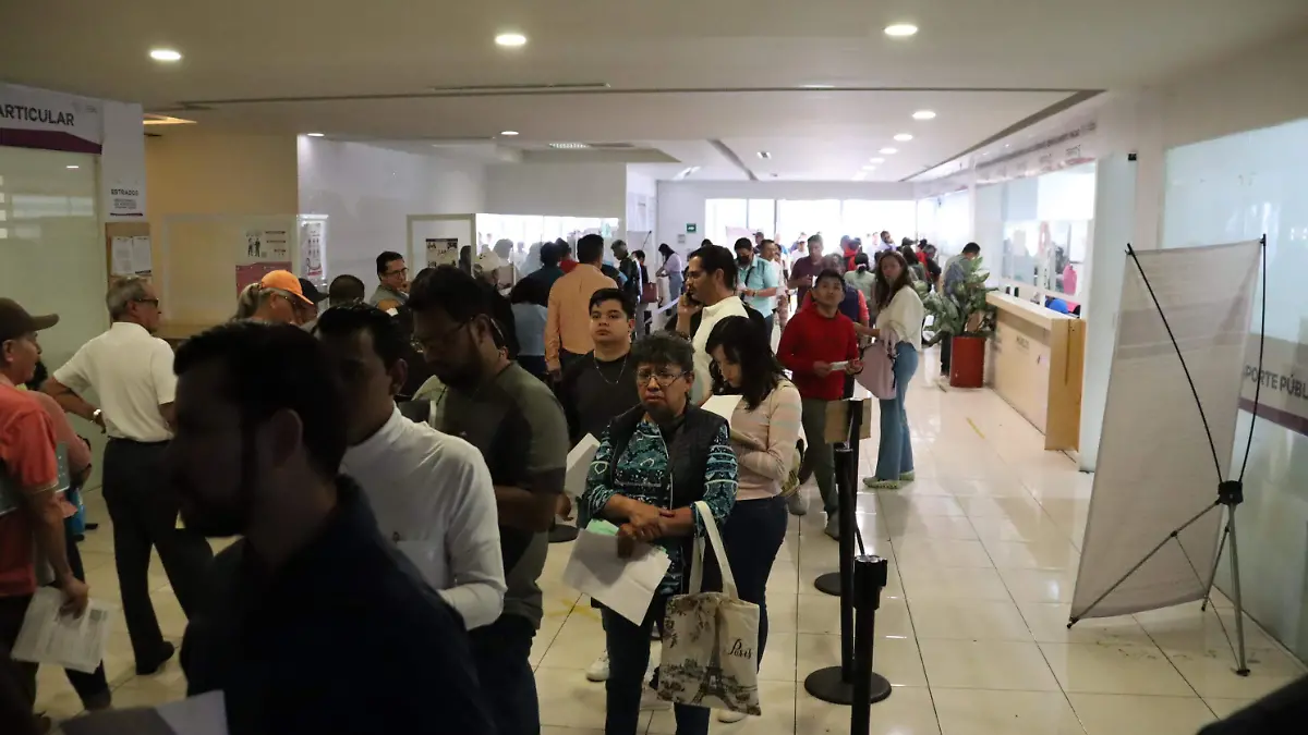 LUIS-F8EN Aún no hay placas en la Secretaría de Movilidad y Transporte (3)