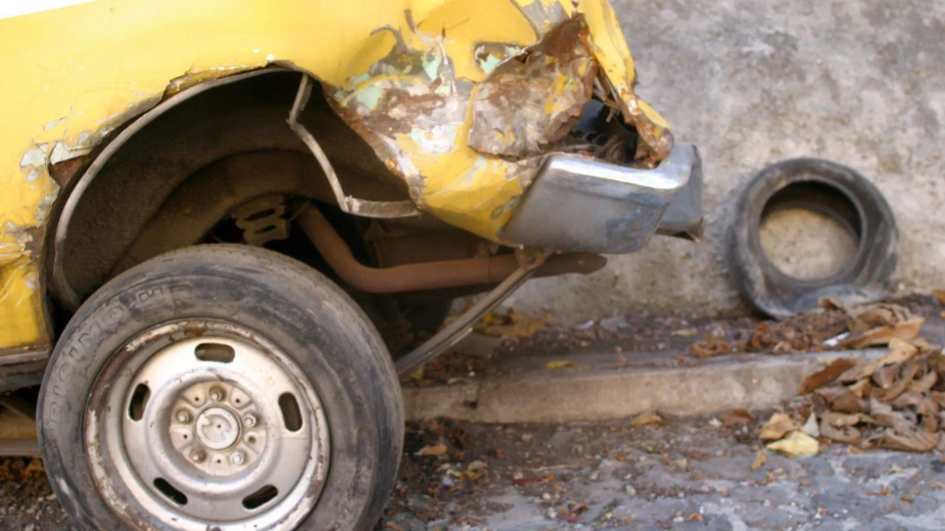 autos-abandonados-cuernavaca-cuartoscuro-misael-valtierra