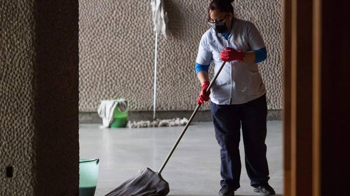 trabajadoras-limpieza-dif-cuartoscuro