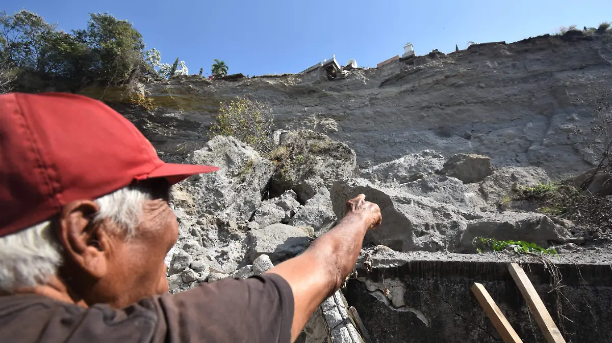 derrumbe-los-pilares