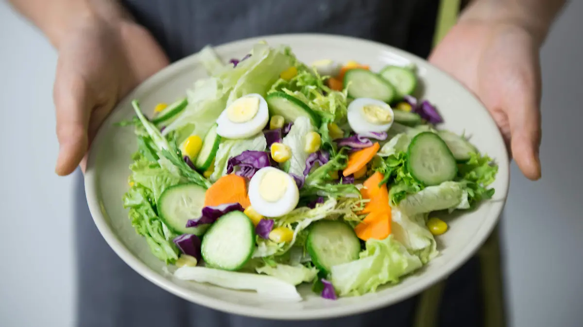 ensalada-vegetales-snack-saludable