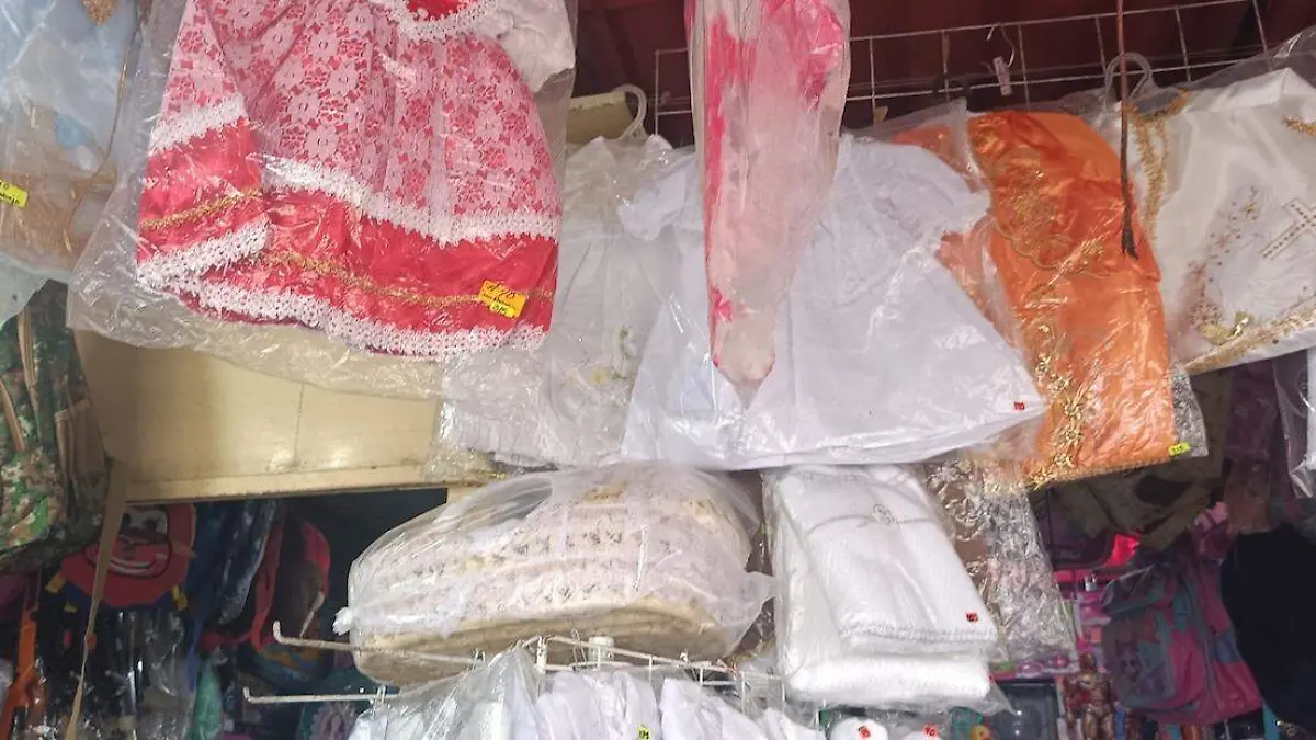 venta-ropa-niños-dios-zacatepec