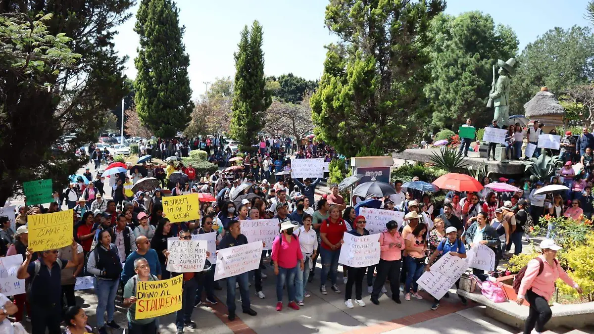 manifestacion-rectoria-uaem-valeria