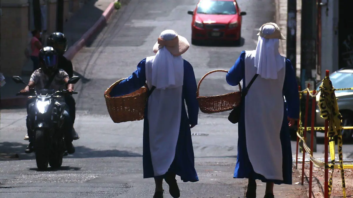 religiosas-cuartoscuro-vida-cotidiana-cuernavaca-margarito-perez