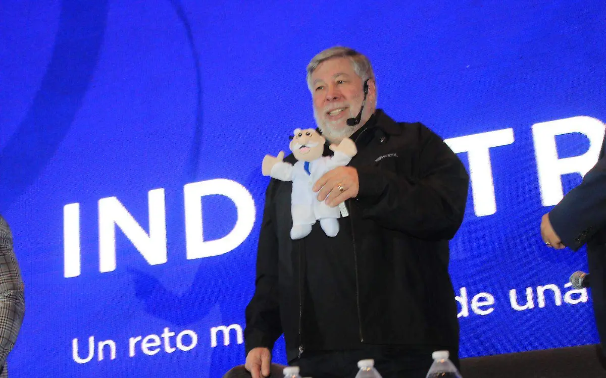 steve-wozniak-conferencia-magistral-morelos