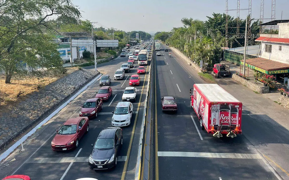 tráfico-autopista-cuernavaca