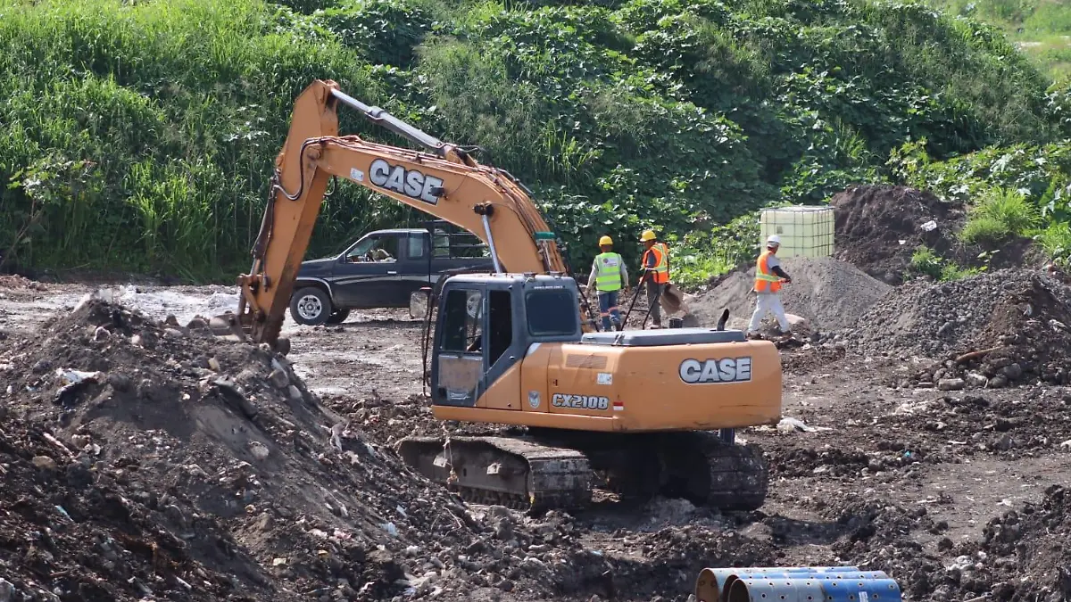 trabajos-mina-tezontepec-luis-flores