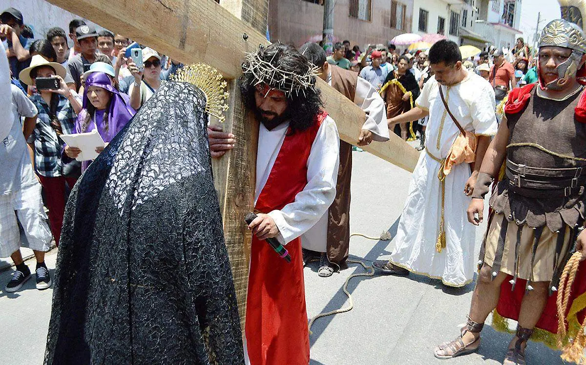 martir-del-golgota-viacrucis-ayala