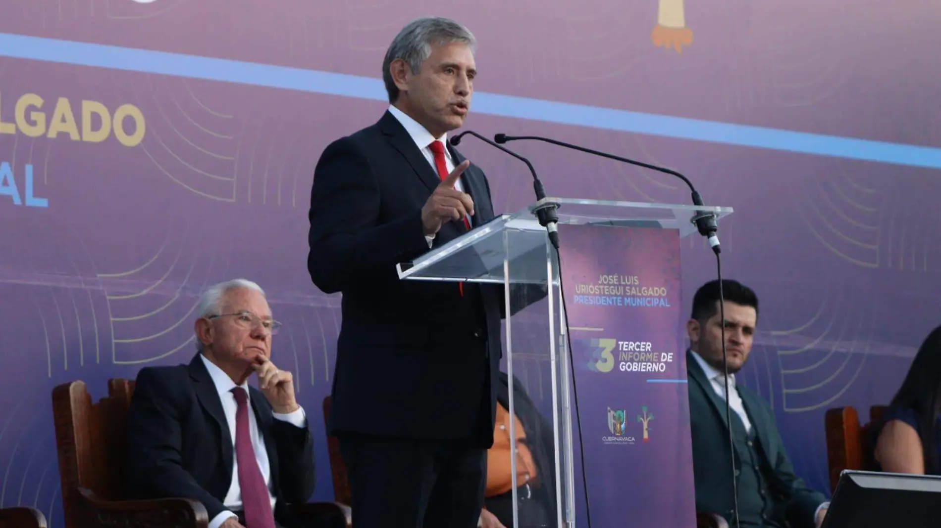 tercer-informe-de-gobierno-uriostegui-salgado-1