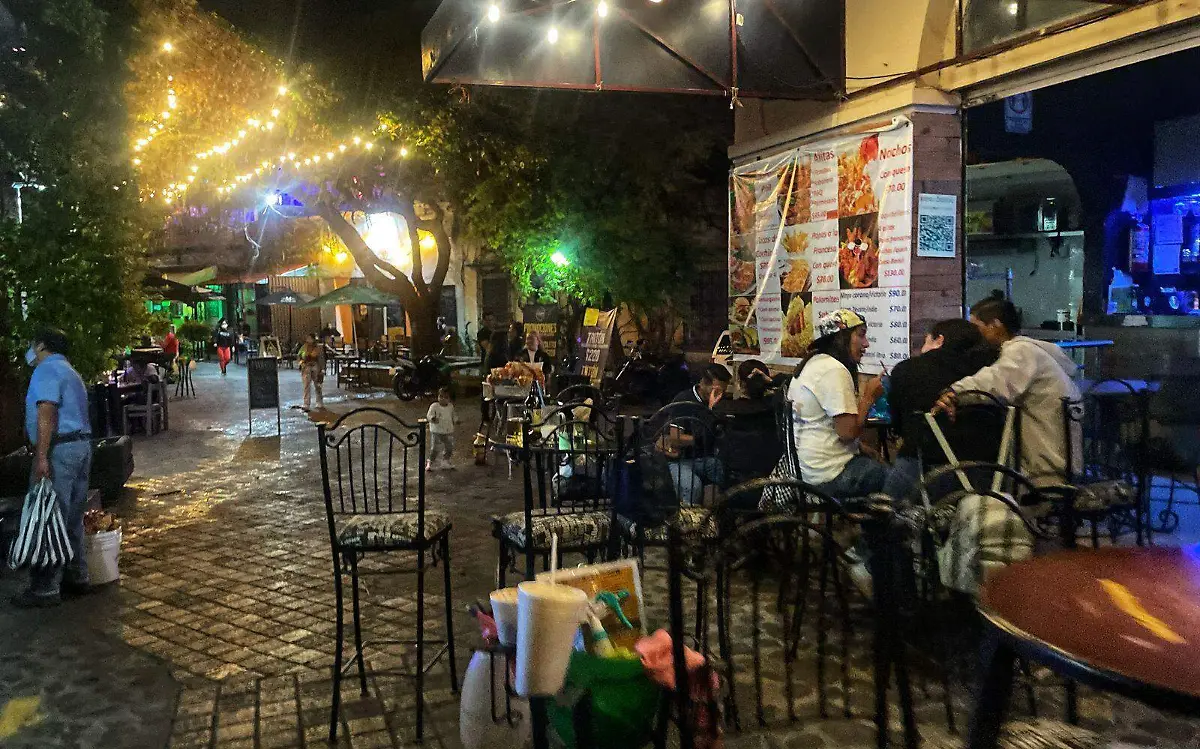 bares-cuernavaca-agustín