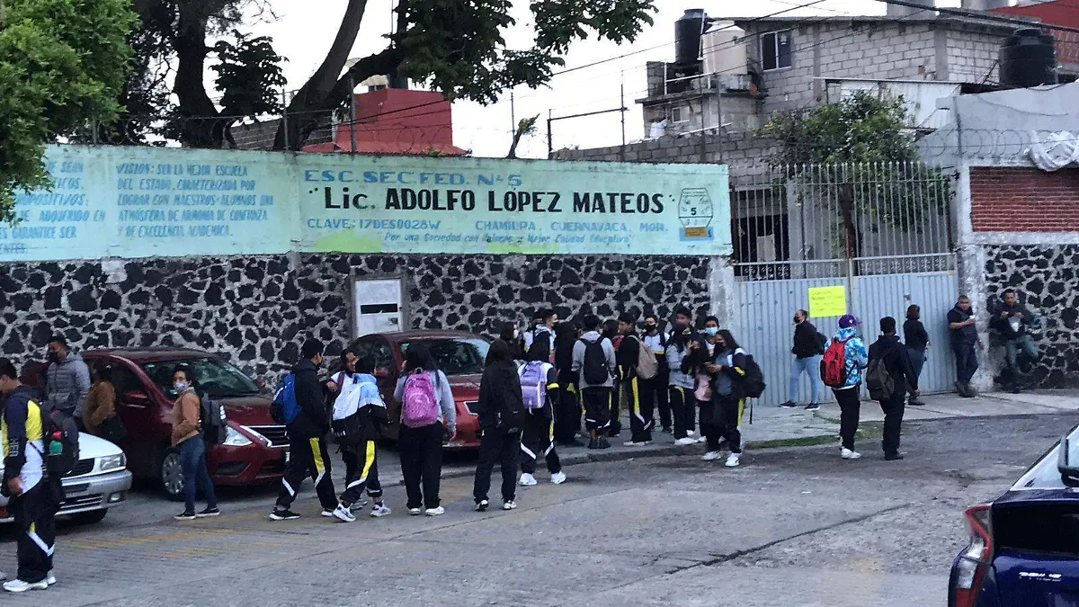 secundaria-cinco-froylan-dos