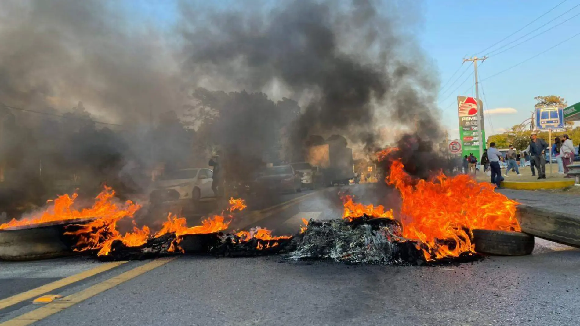 bloqueo-carretera-federalC