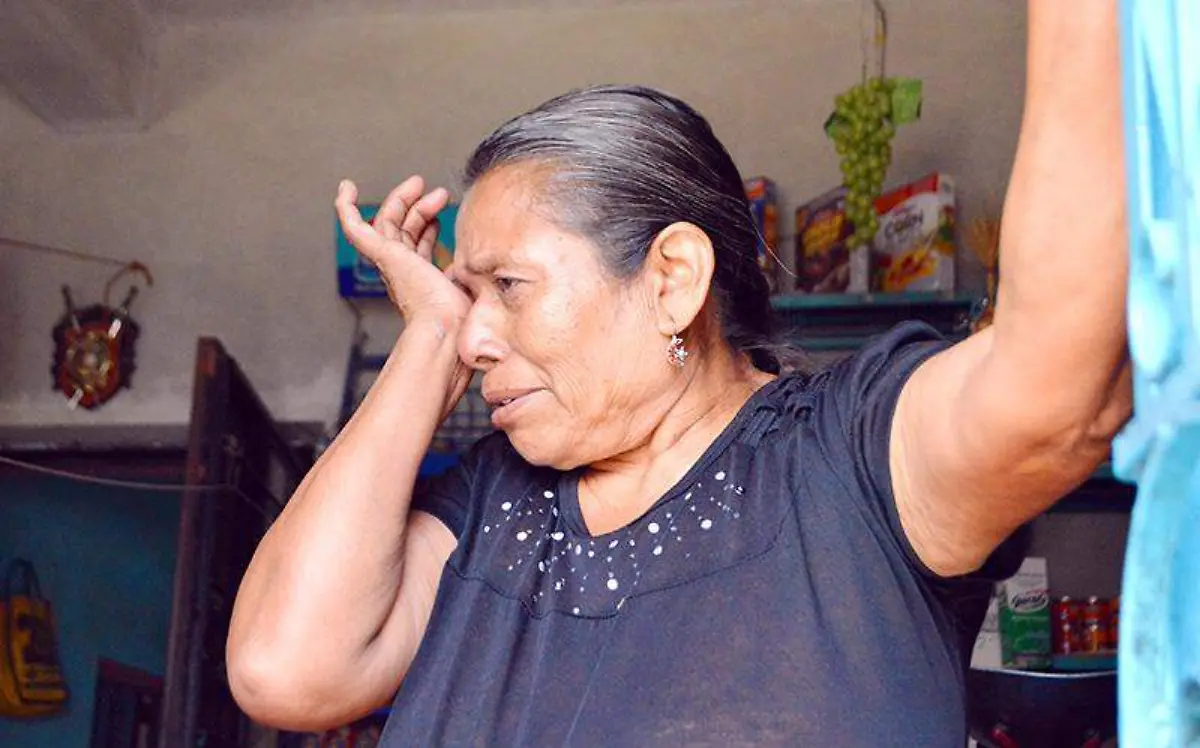 Reina sigue sin poder hablar de él sin llorar