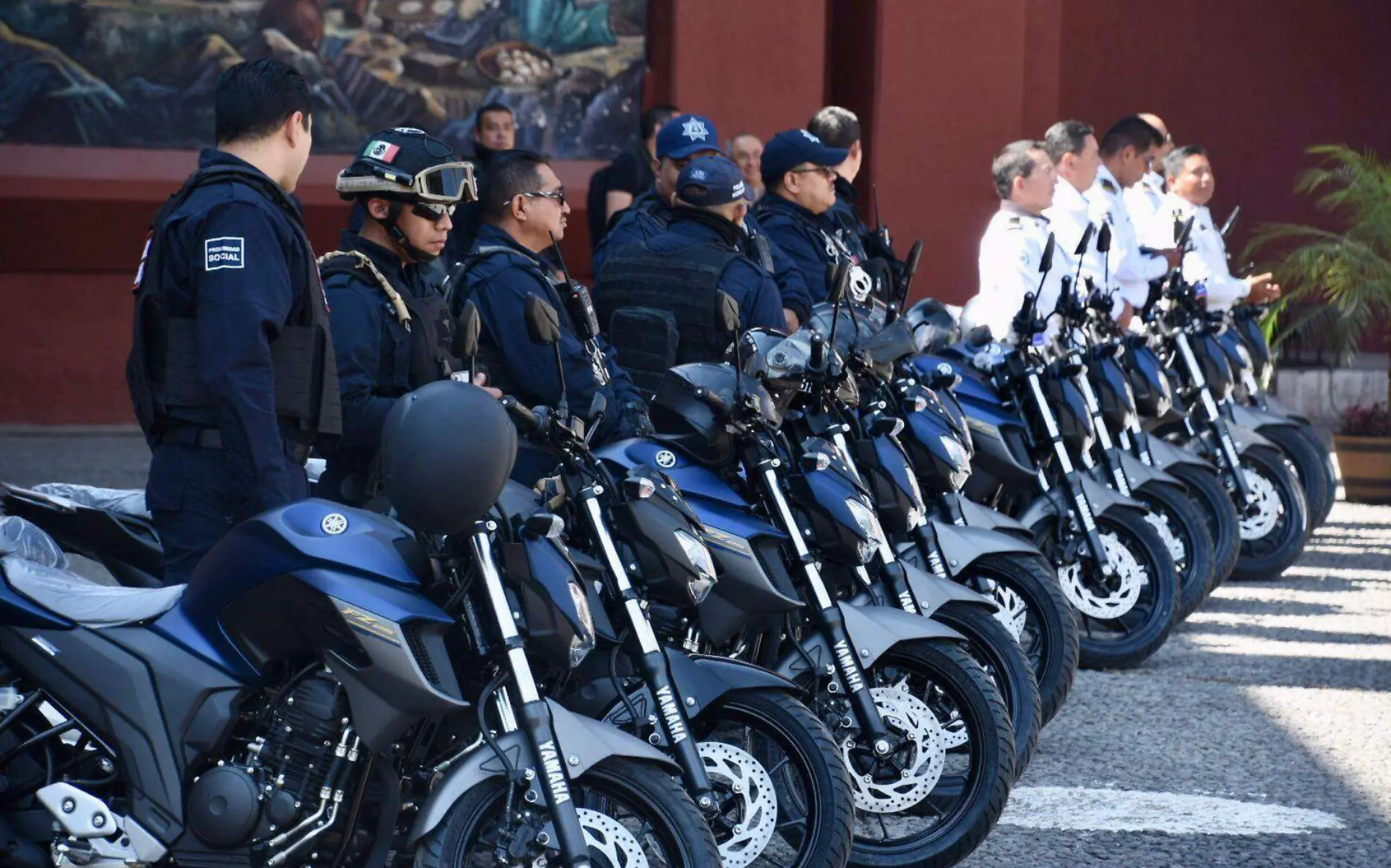 patrullas-policía-víal-froylán