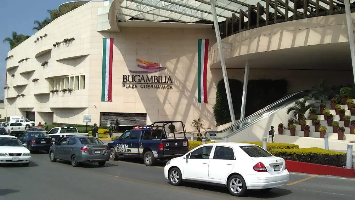 Plaza Bugambilias