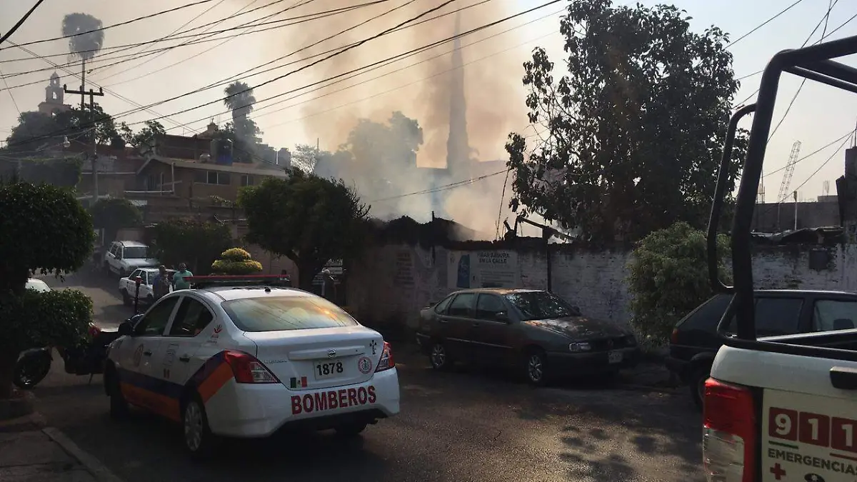 Incendio en la Barona