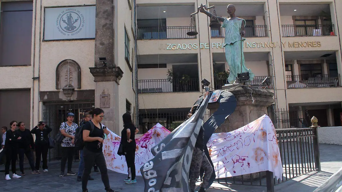 manifestacion-pacifica-feminicidios-agustin