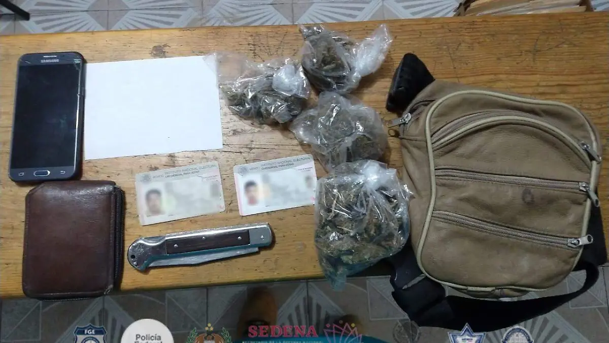 Detenidos durante cateo en Tlaquiltenango (5)