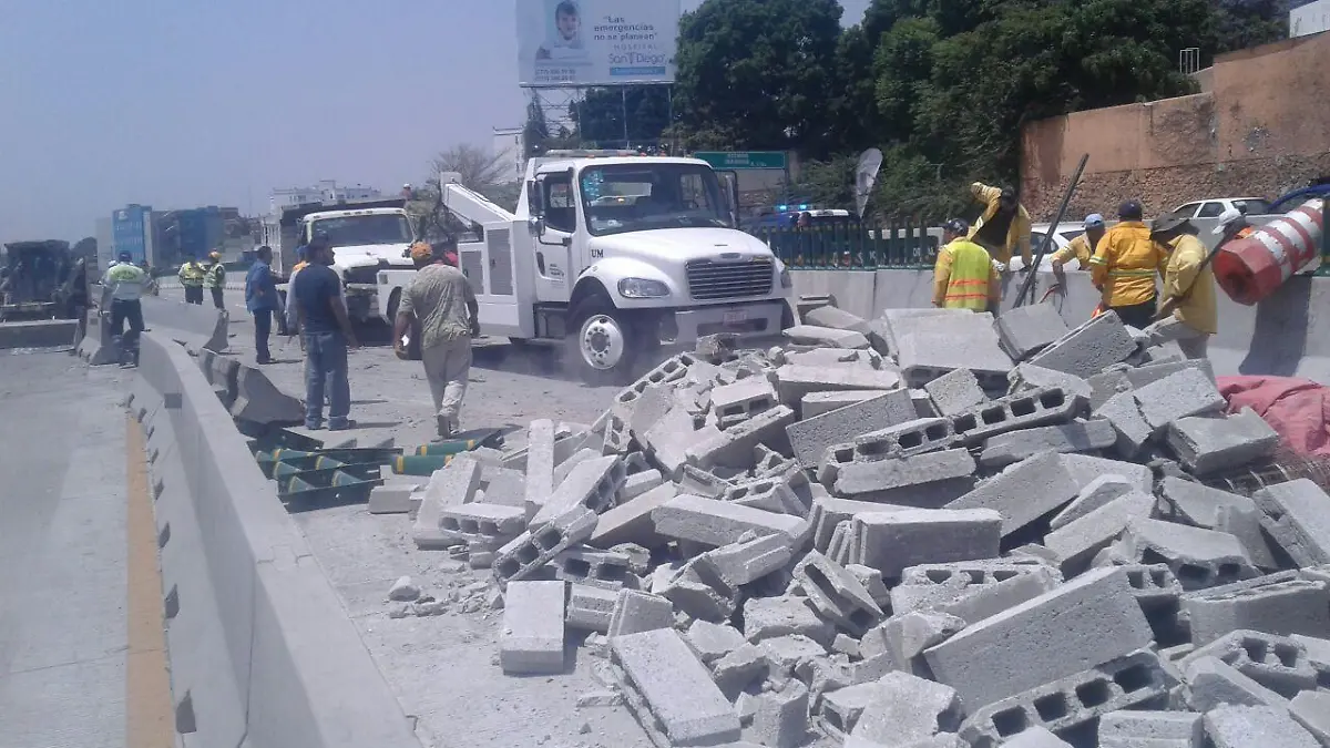 Accidente en el Paso Exprés (3)