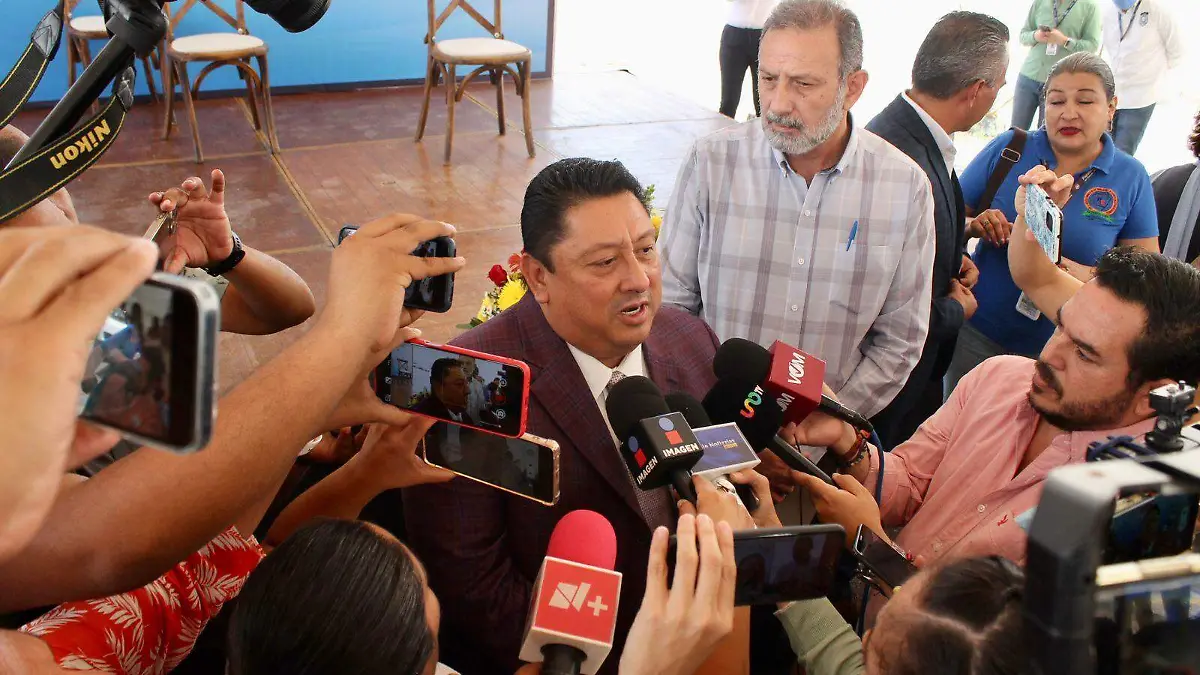 fiscal-uriel-carmona-agustin