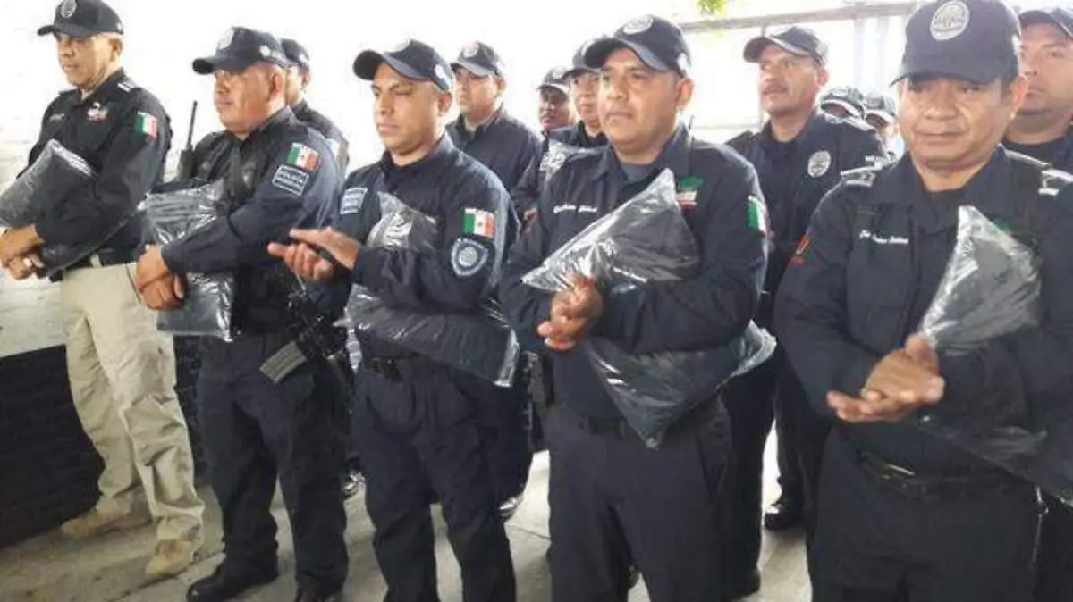 Continúan las acciones de la CES para dignificar las labores de los policías Cortesía