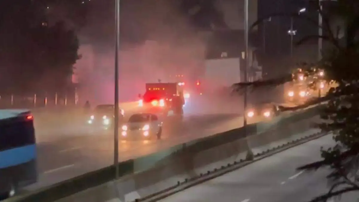 incendio-camion-paso-expres