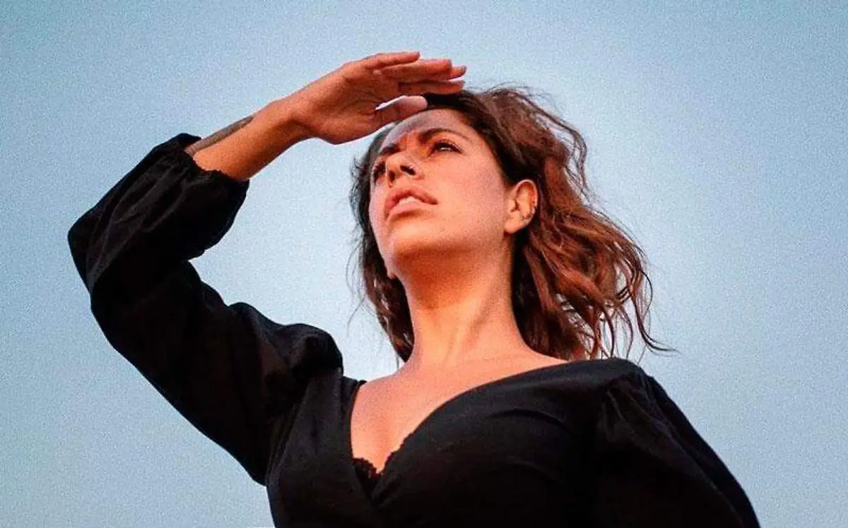 cantante-renee-mooi