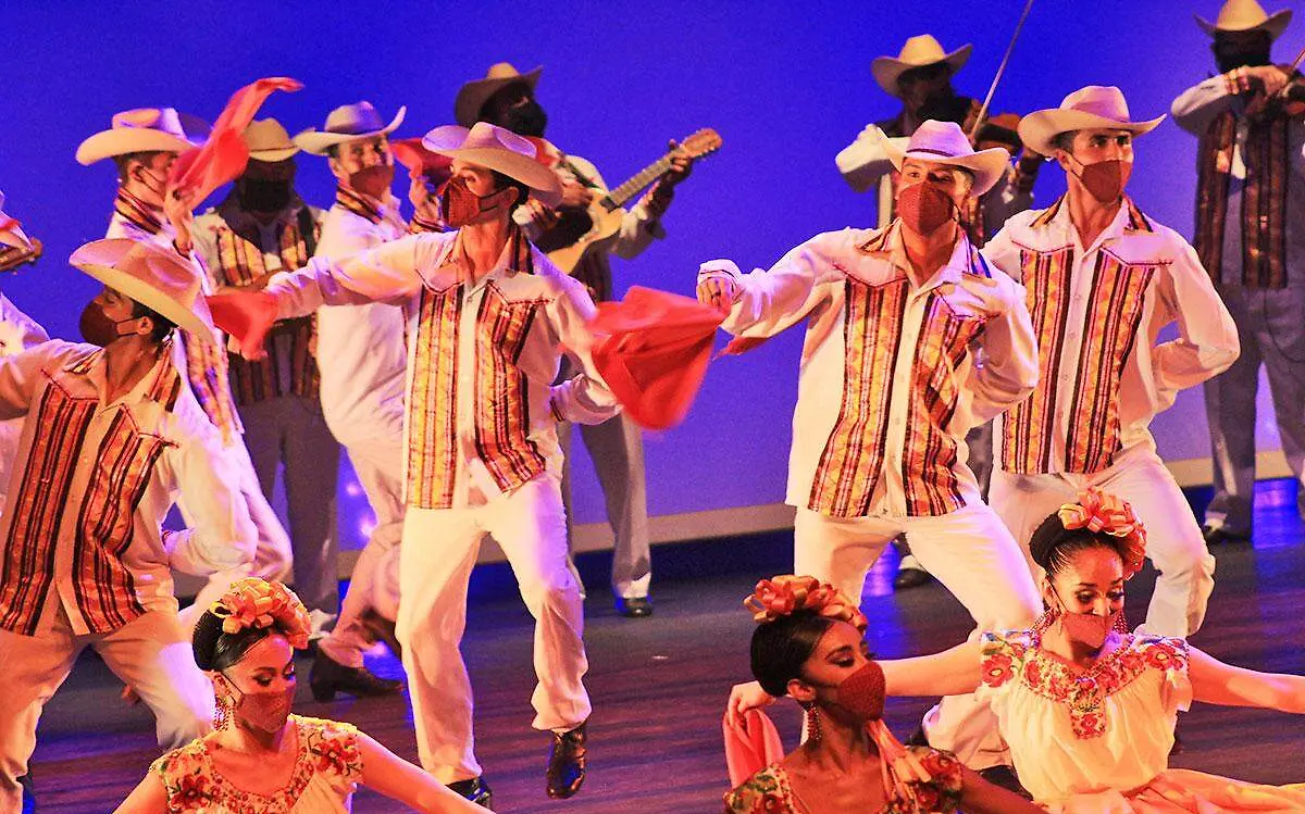 ballet-folklorico-de-mexico-3