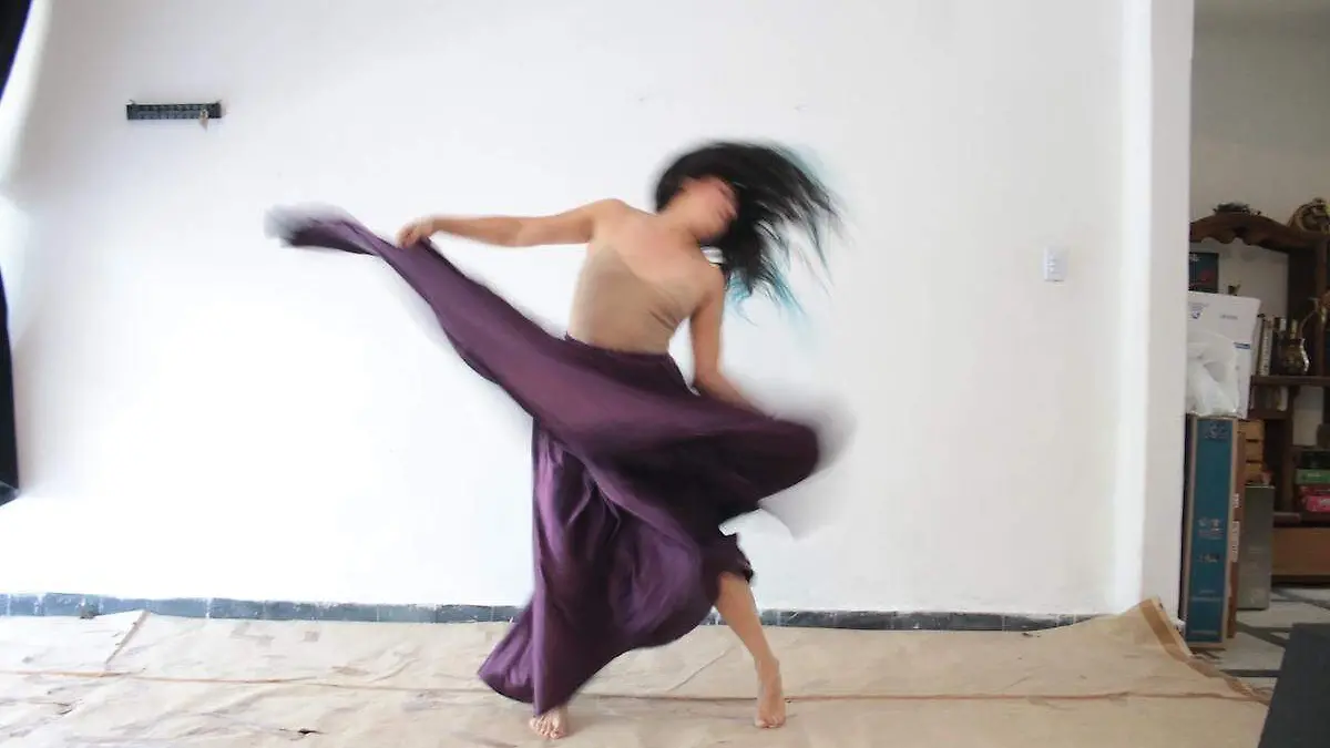 bailarina-roja-mendoza-3-foto-cortesia