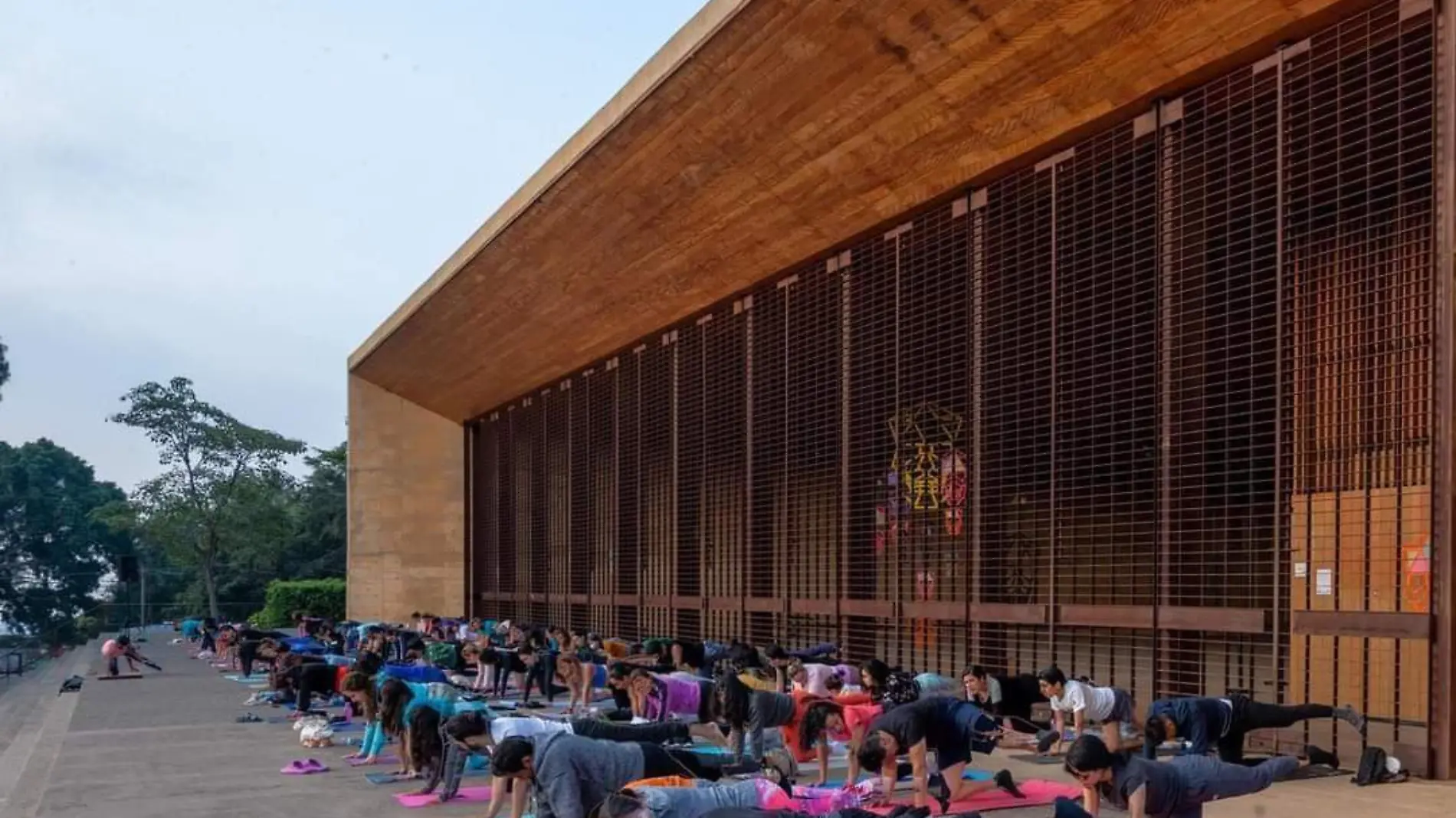 yoga-en-teopanzolco-cortesía