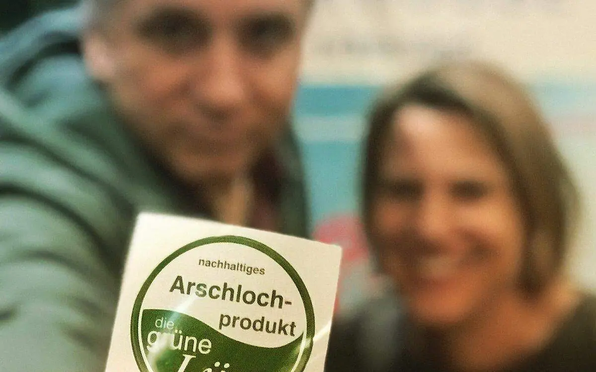 Werner Boote, junto a Kathrin Hartmann, presenta Die Grüne Lüge (La mentira verde)