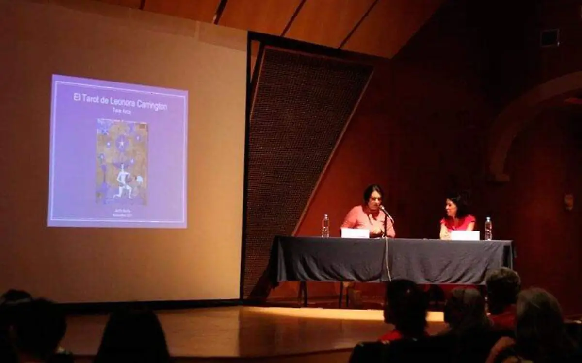 charla-tarot-de-leonora