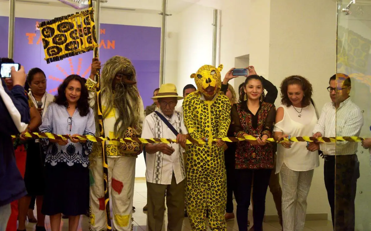 Durante el corte de listón inaugural/ Maritza Cuevas