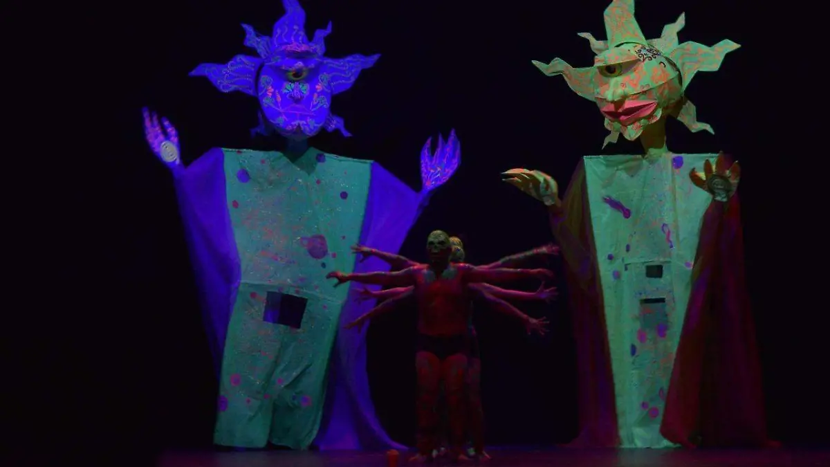 Obra-teatro-uroboros