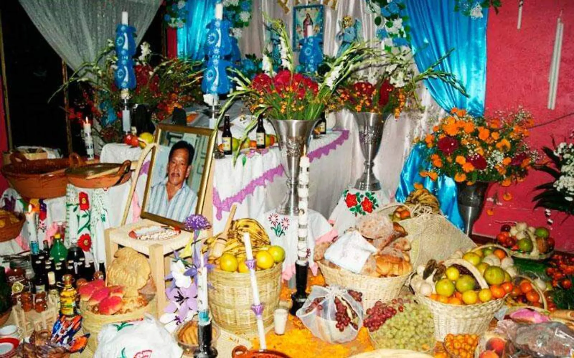 ofrendas-y-altares-a-los-muertos