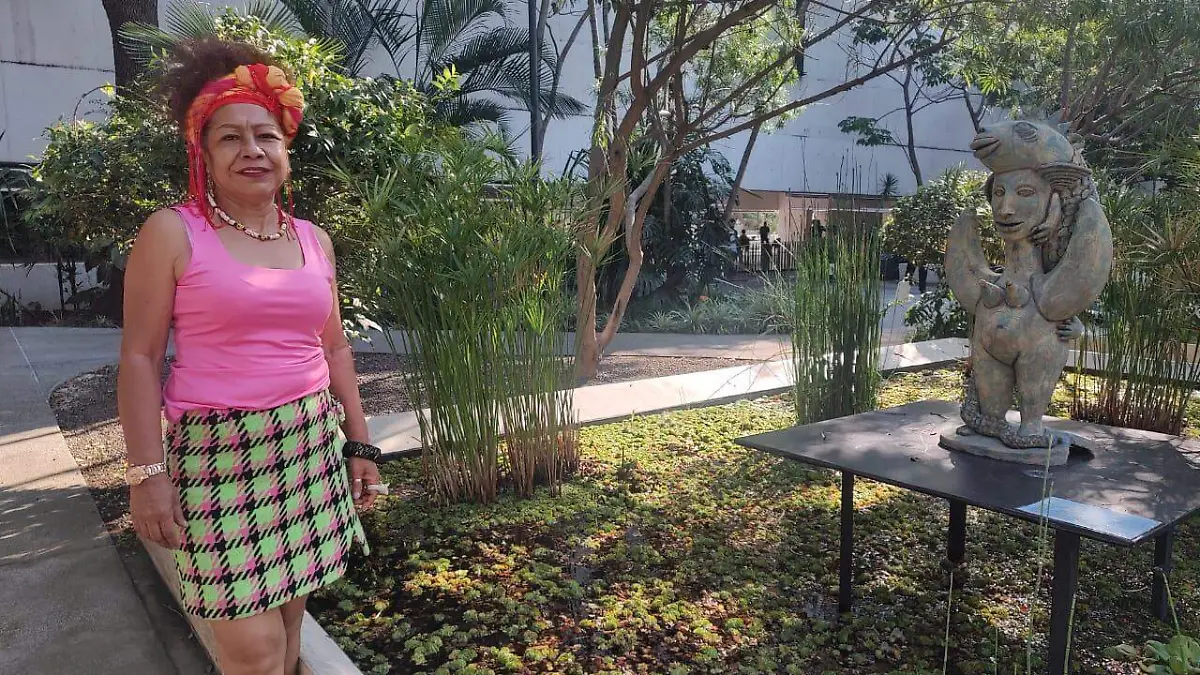 flor-molina-expositora