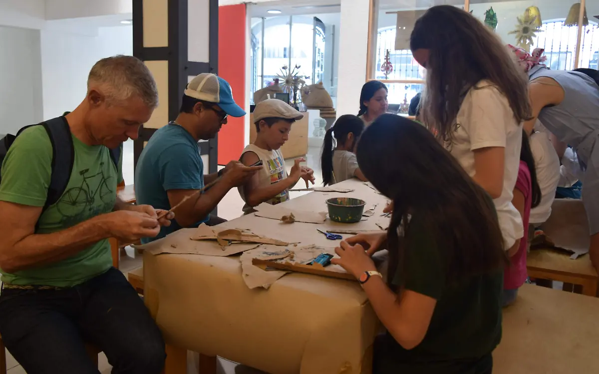 Taller de Cartonería (5)